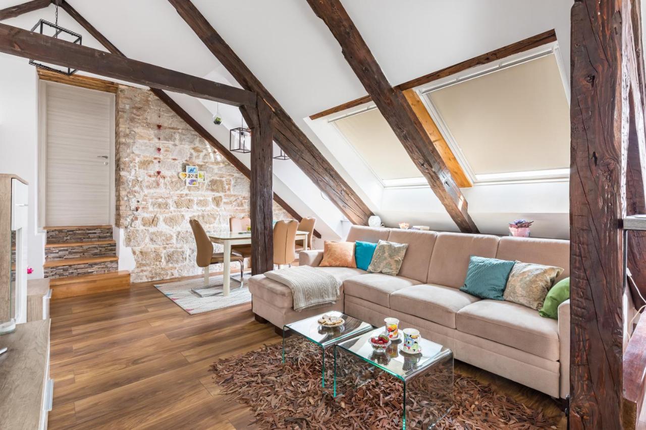 Апартаменты Petrova Attic Сплит Экстерьер фото